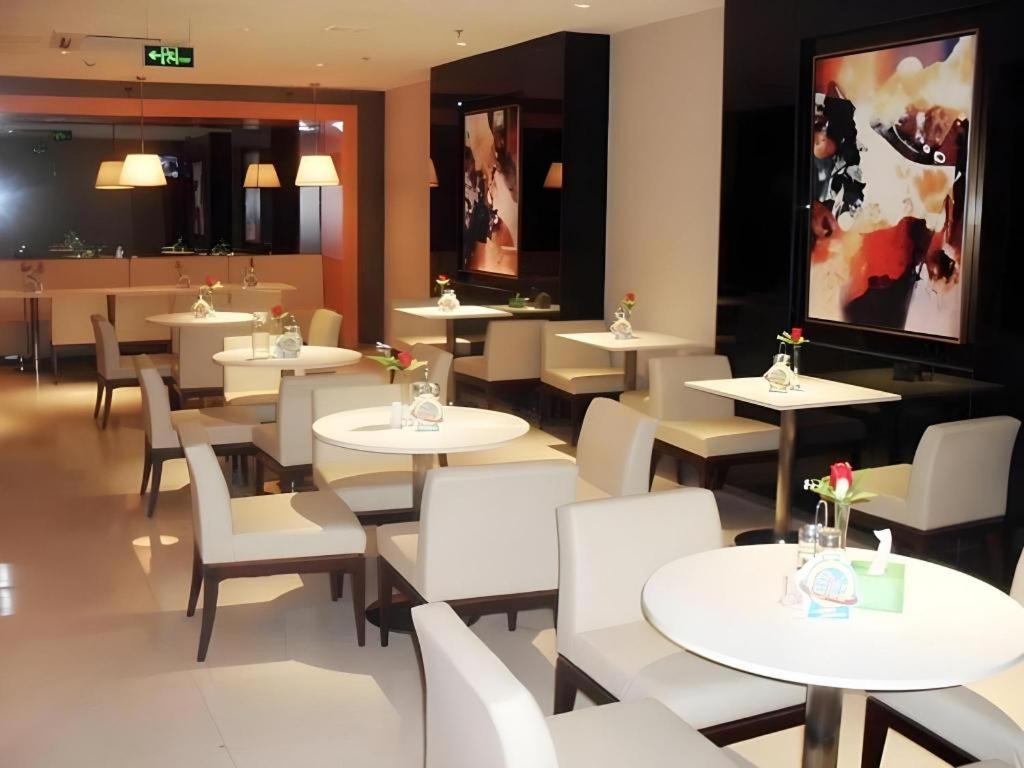 Jinjiang Inn Qingdao Wu Si Square Nanjing Road Bagian luar foto
