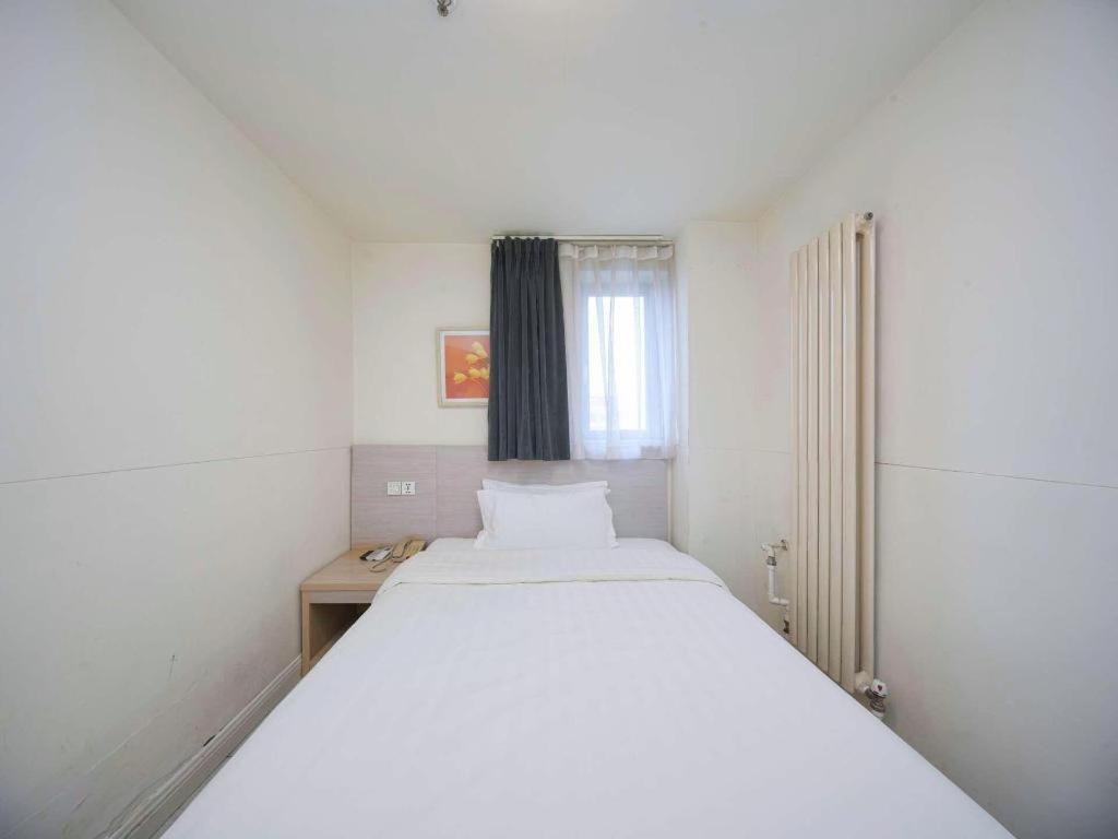 Jinjiang Inn Qingdao Wu Si Square Nanjing Road Bagian luar foto